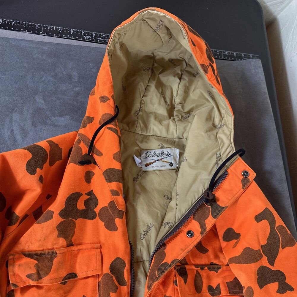 Cabelas Orange Hunting Jacket Gore Tex Made In USA Mens Thinsulate Duck Camo M